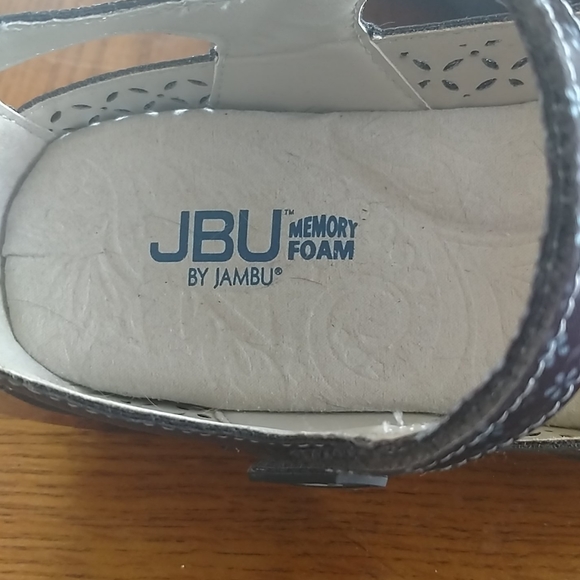 JBU shoe - Picture 2 of 3